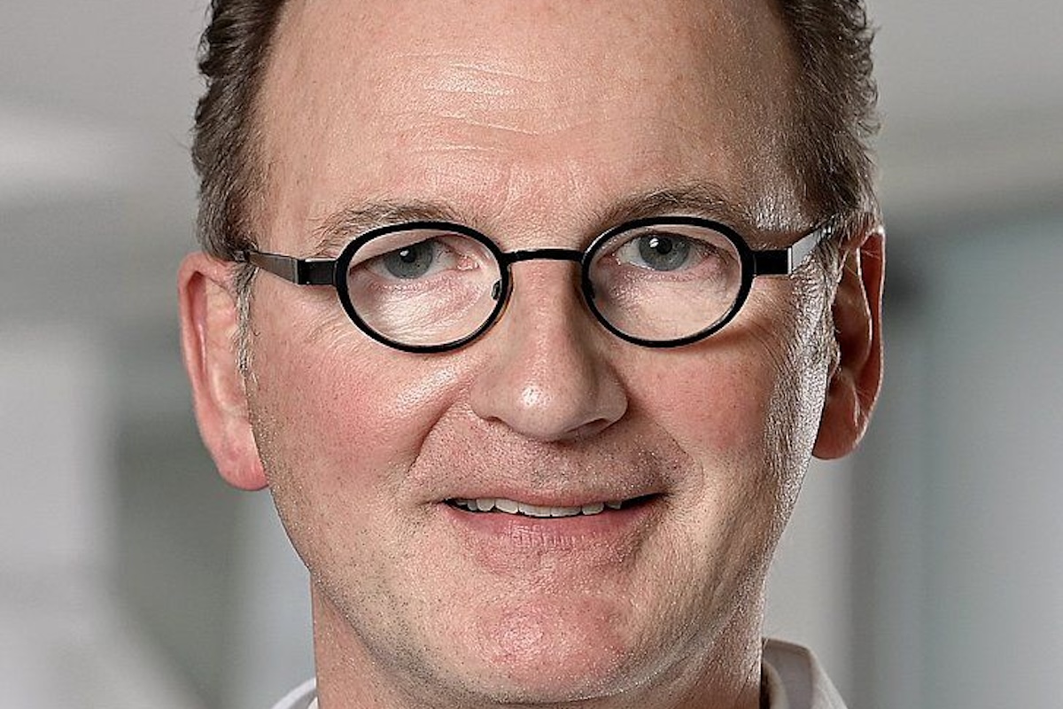 Dr. med. Manfred Kemmerling, Chefarzt Orthopädisch Traumatologisches Zentrum, Ärztlicher Direktor der Helios Klinik Attendorn (Foto: Helios Klinik Attendorn/Marco Wehr)